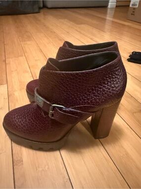 Brunello Cucinelli Burgundy Textured Leather High Heel Ankle Booties